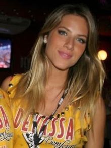 Giovanna Ewbank